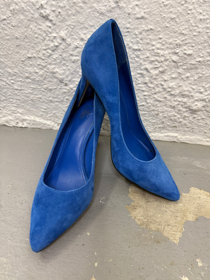 Wittner Cobalt Suede Heels Sz 38😀4/9