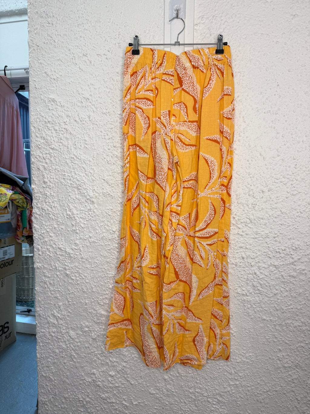 Country Road Orange Linen Abstract Print Pants Sz 6😀15/9