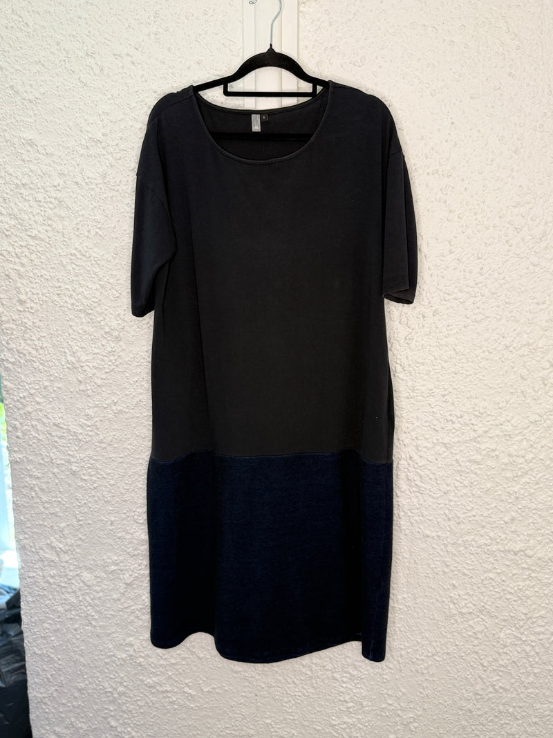 Elk black/navy cotton/merino dress Sz S😀8/12