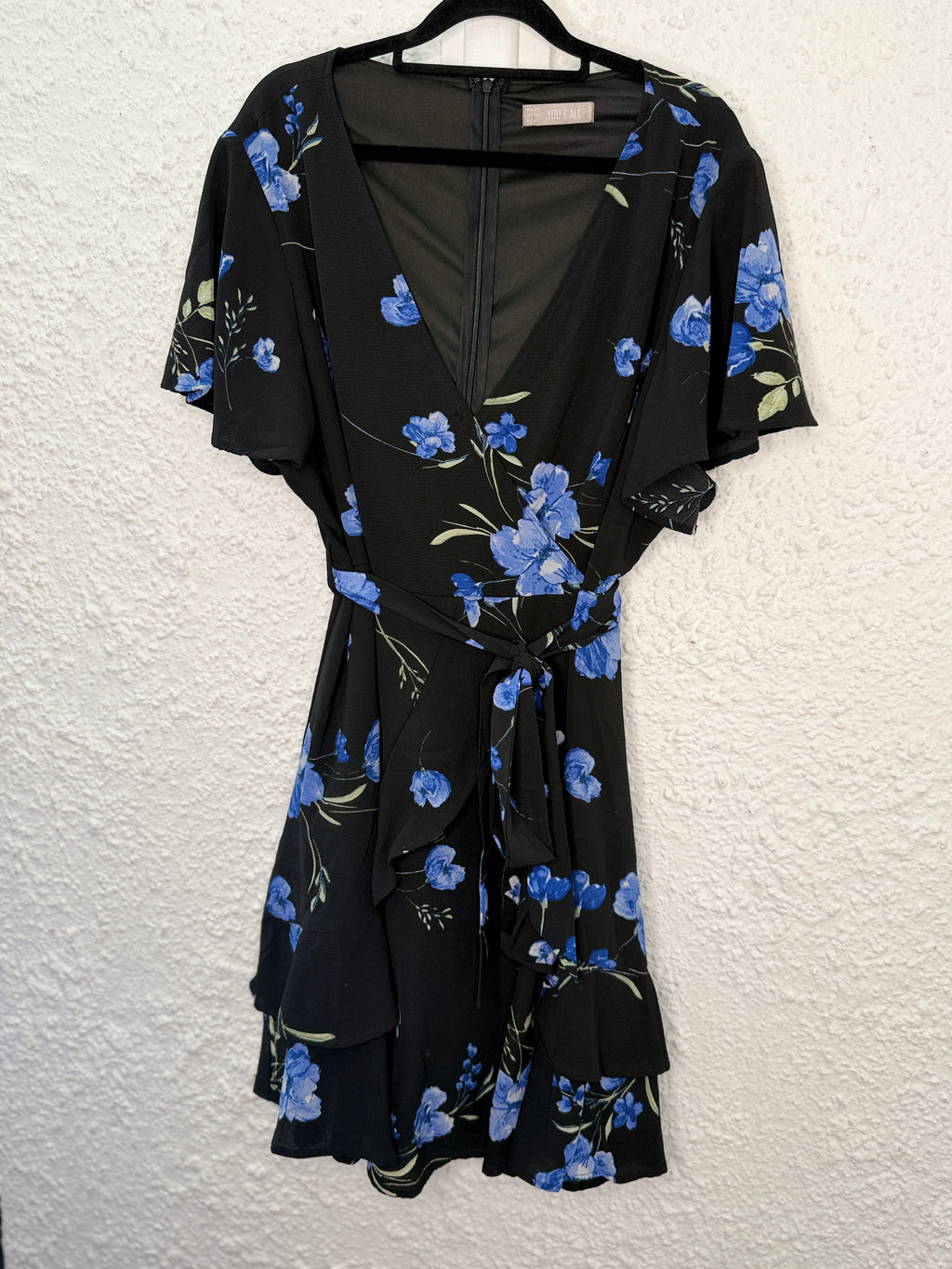 You + All black/blue floral viscose blend dress Sz 20😀8/12