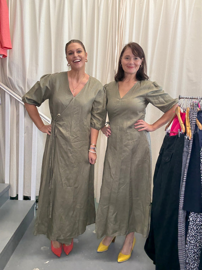 LILA by Liv Linen Wrap Dress Sz14 (Seen on Anna)
