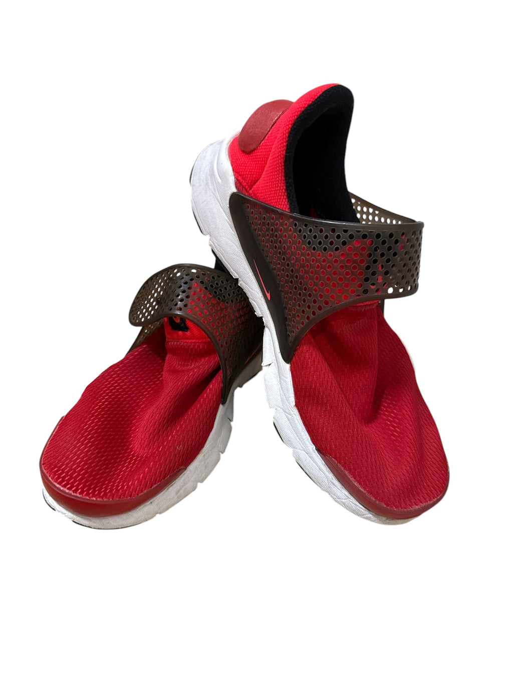 Nike Cherry Red Sneakers  Sz 40 😀21/4