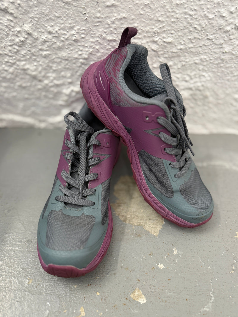 K-Way Grey/Purple Apex 2 Outdoor Sneakers Sz 8😀17/11