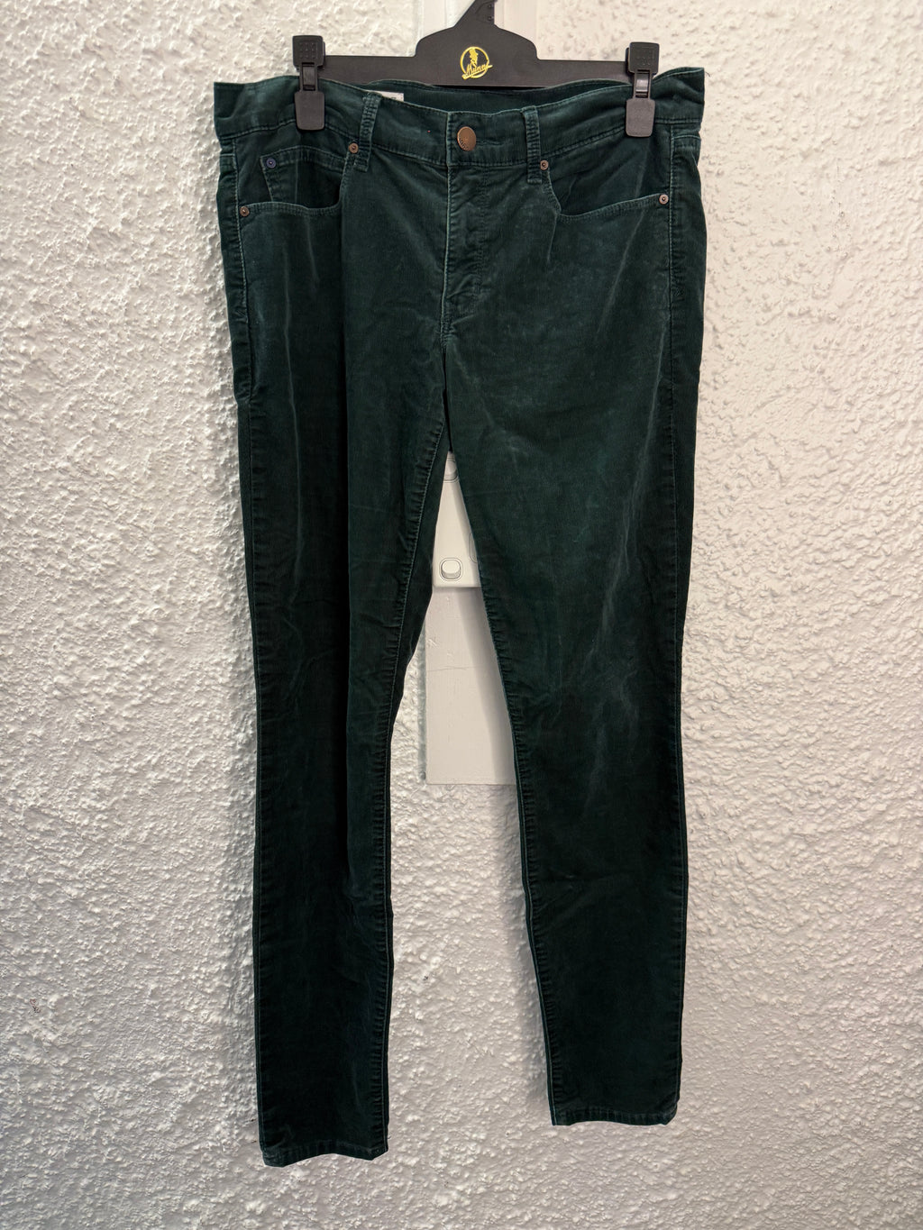 Gap Green Velvet-Look Jeans Sz 27”😀12/5