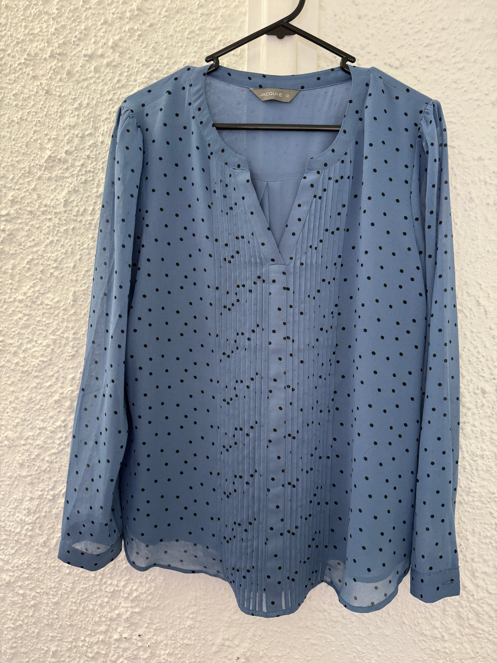 Jacqui E Blue/Black Dots Top Sz 12 😀17/7