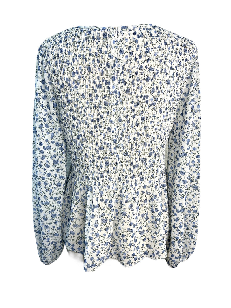 Whistle White/Tiny Blue Floral Print Top Sz 10 🩷