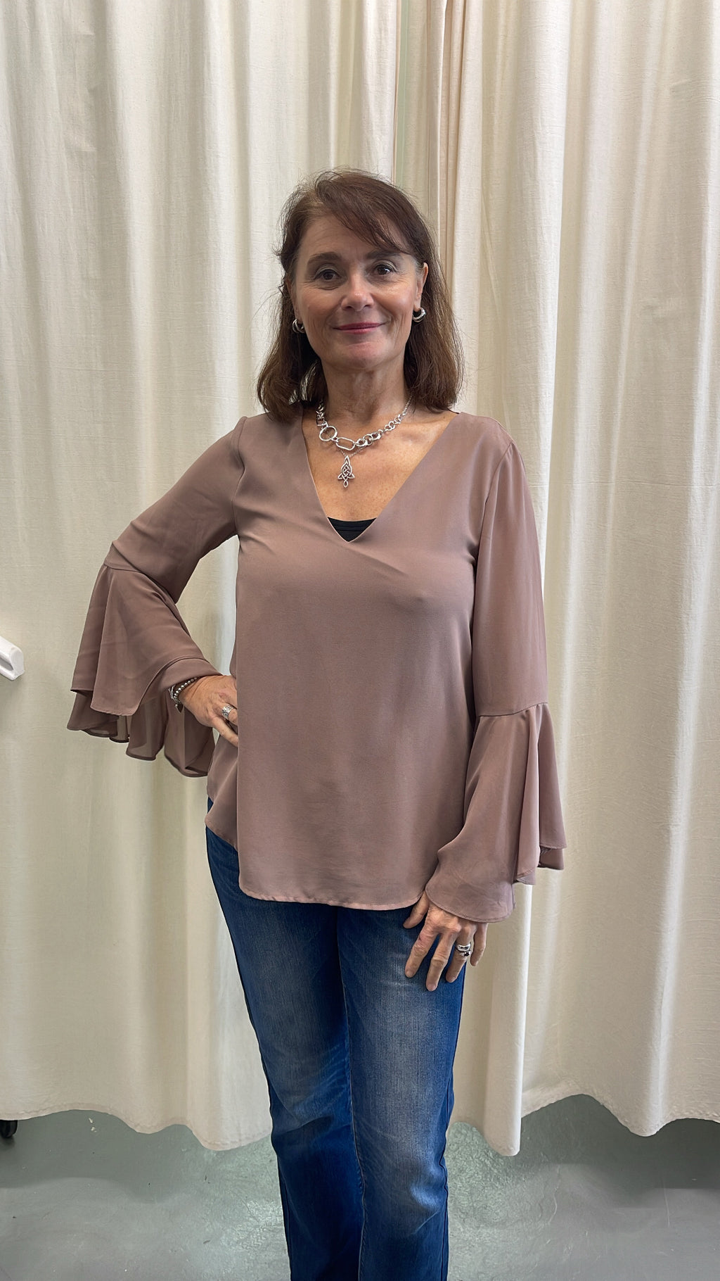 Augustine Taupe Bell Sleeve Top Sz S