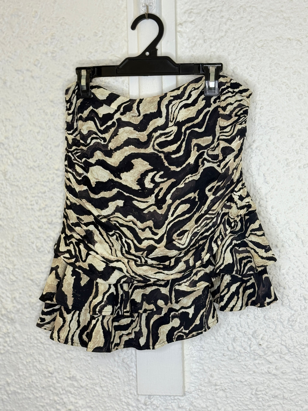 H&M Black/White Viscose Animal Print Skirt Sz 12😀6/10