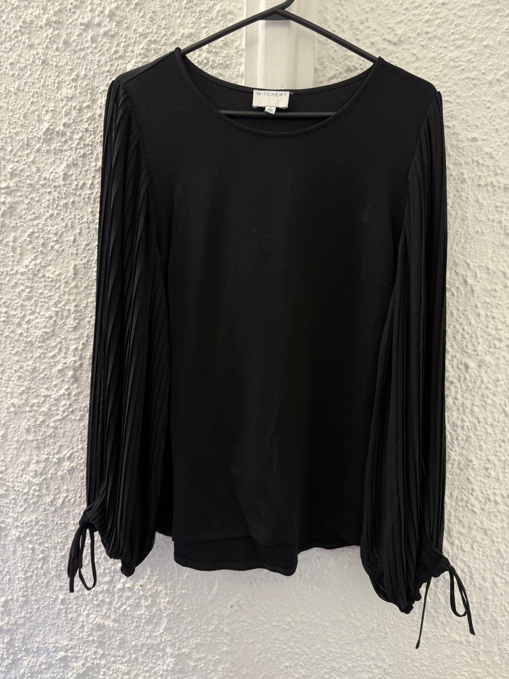 Witchery Black Viscose Blend Pleated Sleeve Top Sz S😀14/7