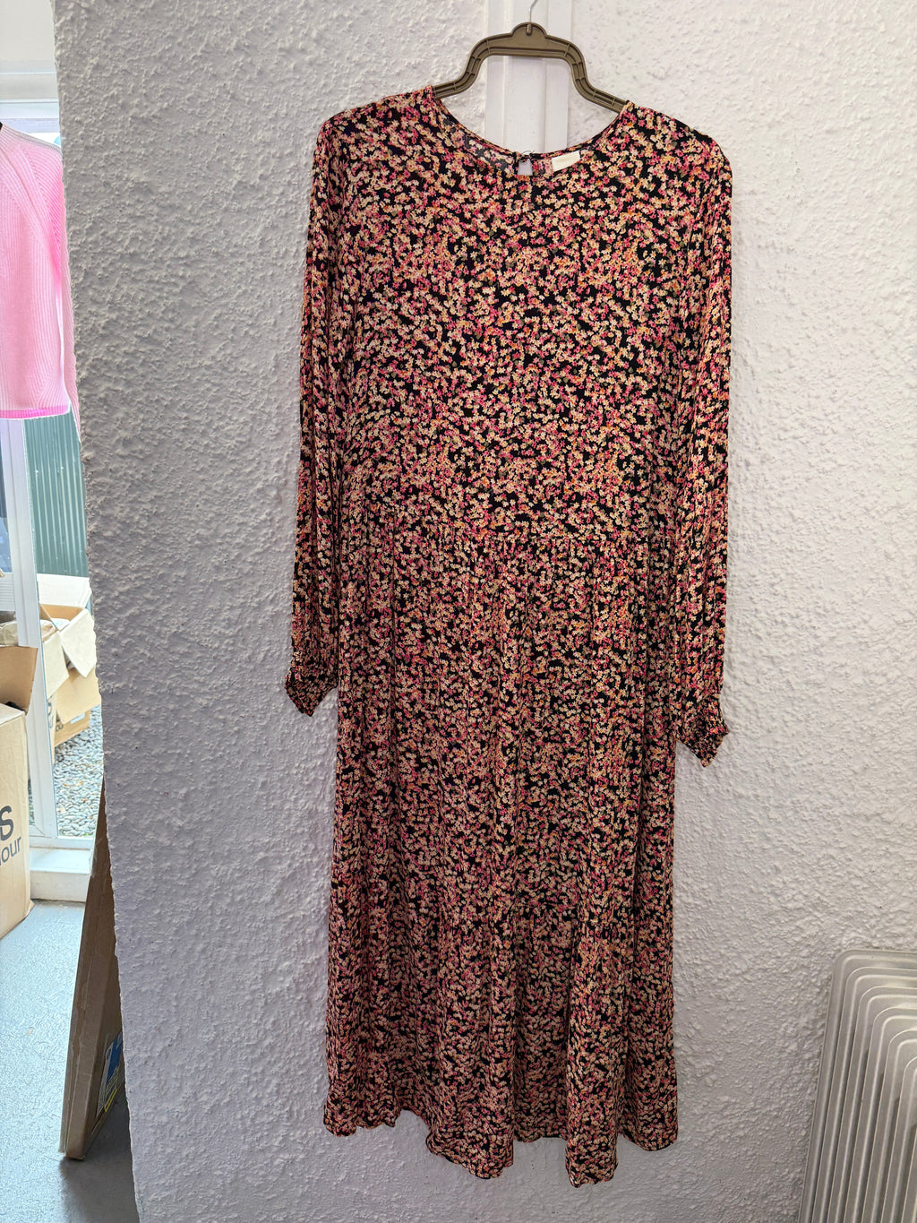 H&M Black Floral Viscose Tiered Maxi Dress Sz S 😀17/7
