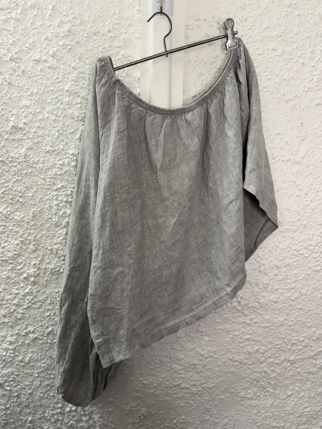 Seed Grey Linen One Shoulder Top  Sz 12😀17/4