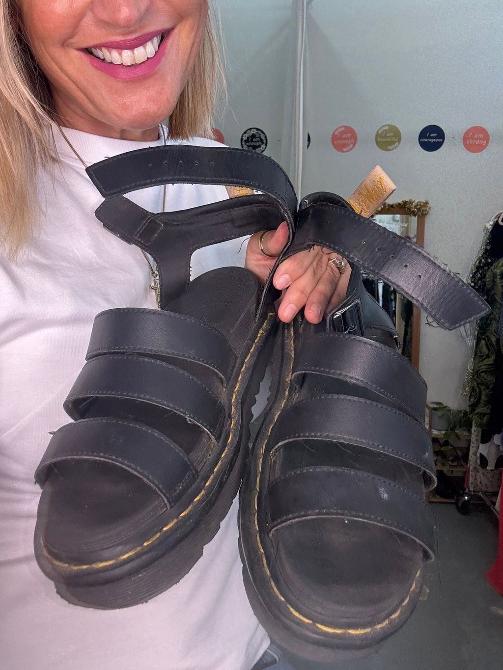 Dr. Martens Airwait Sandals Sz41