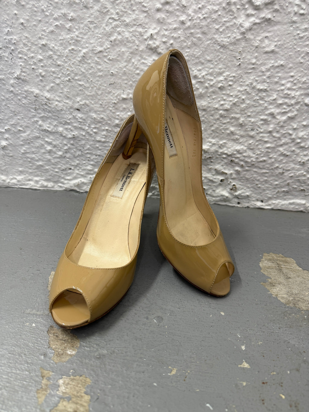 LK Bennett Patent Taupe Peek-Toe Heels Sz 38.5 😀10/7