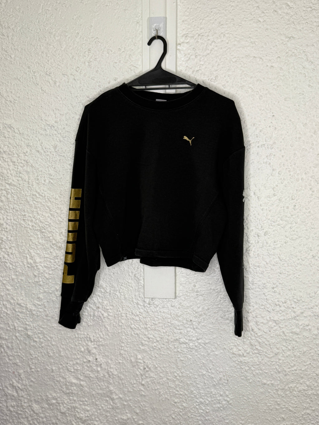 Puma Black/Gold Logo Crop Sweatshirt Sz S😀6/11