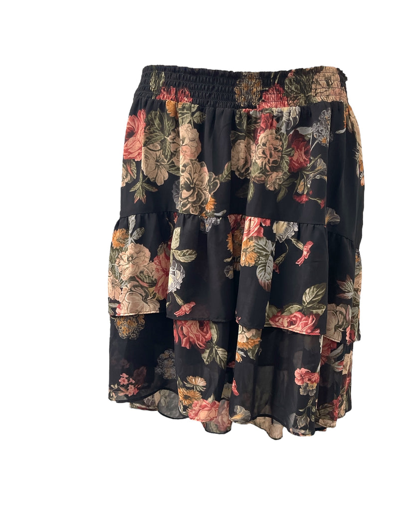 Gloss Black Floral Skirt Sz 20 💛