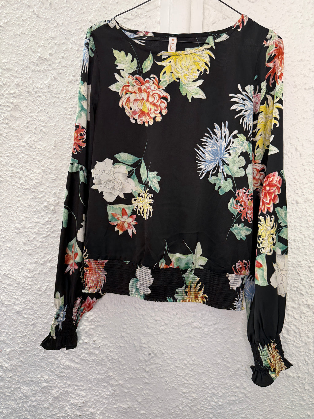 Billie The Label Black Floral Top Sz 6😀11/8