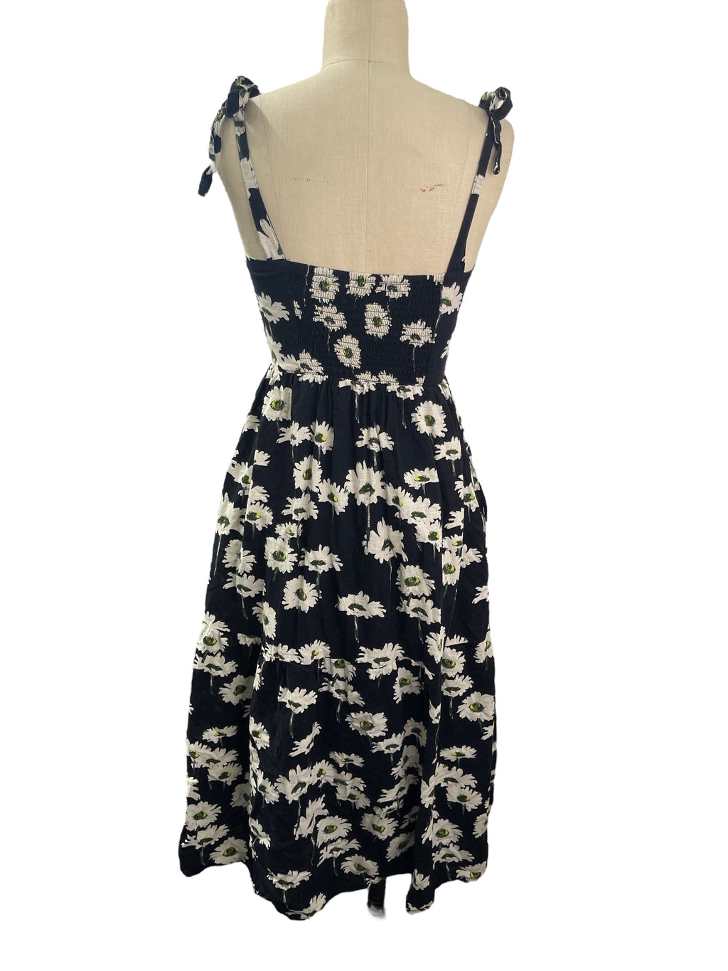 Urban Outfitters Black Floral Midi Dress Sz S 💚