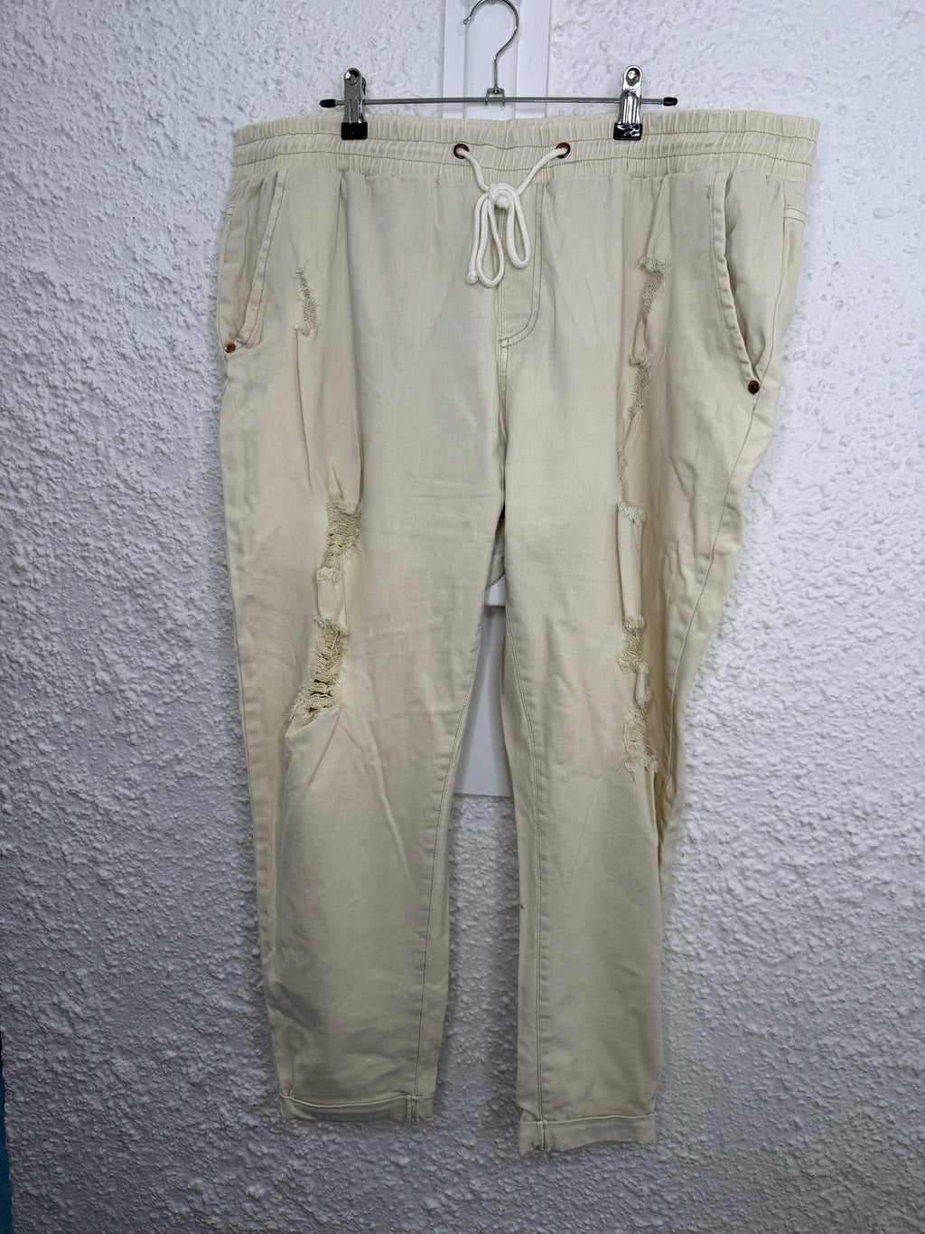 17 Sundays Beige Ripped Cotton Pants Sz 20😀12/6