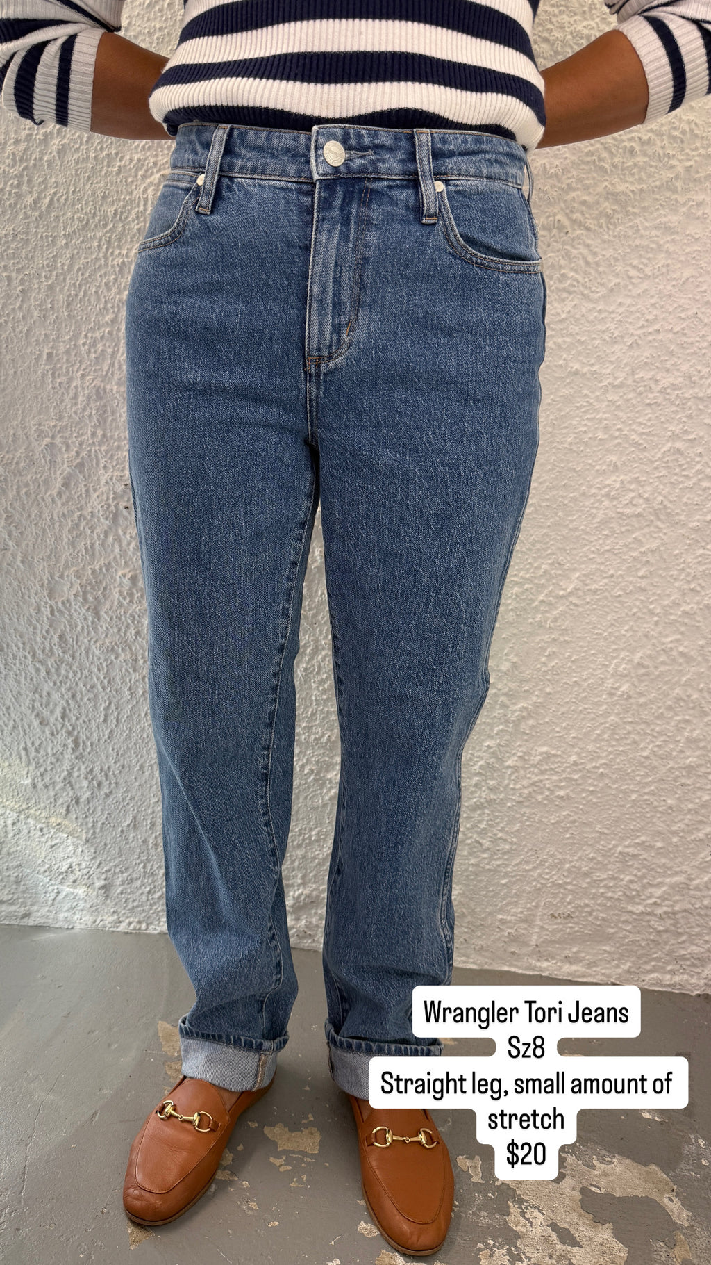 Wrangler Med Blue Tori Jeans Straight Leg Little Stretch Soft Denim Jeans Sz 8😀10/7