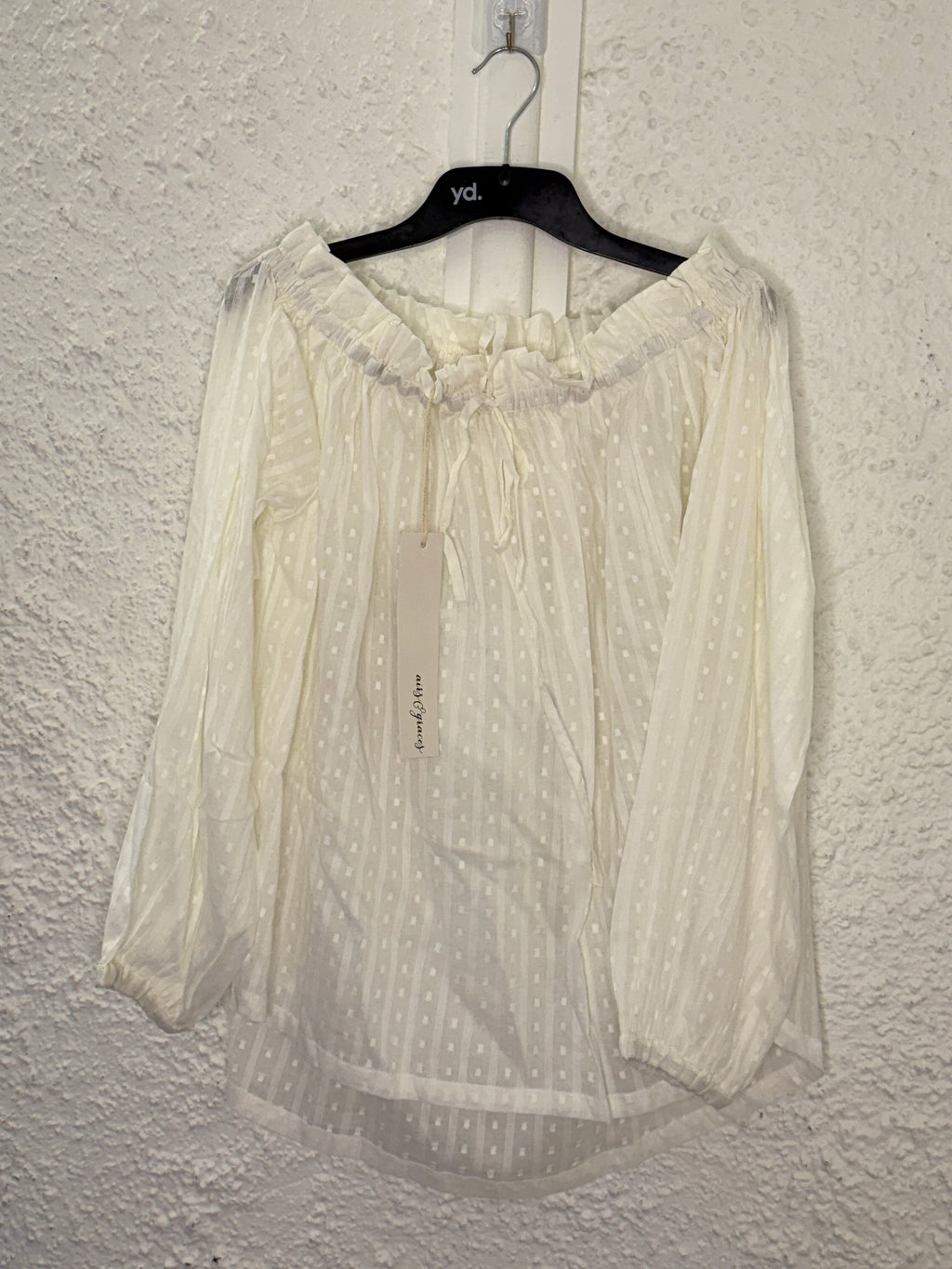 Airs & Graces Faithful White Off-Shoulder Cotton Top Sz M NEW!😀13/10