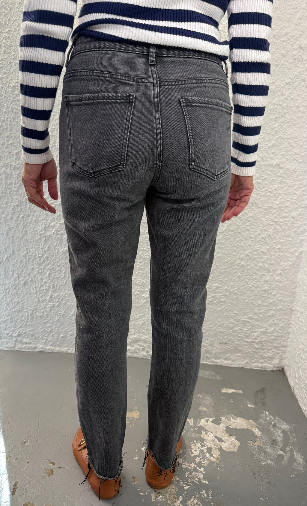 Witchery Light Black Relaxed Slim Fit No Stretch Hard Denim Button Fly Jeans Sz 10😀10/7
