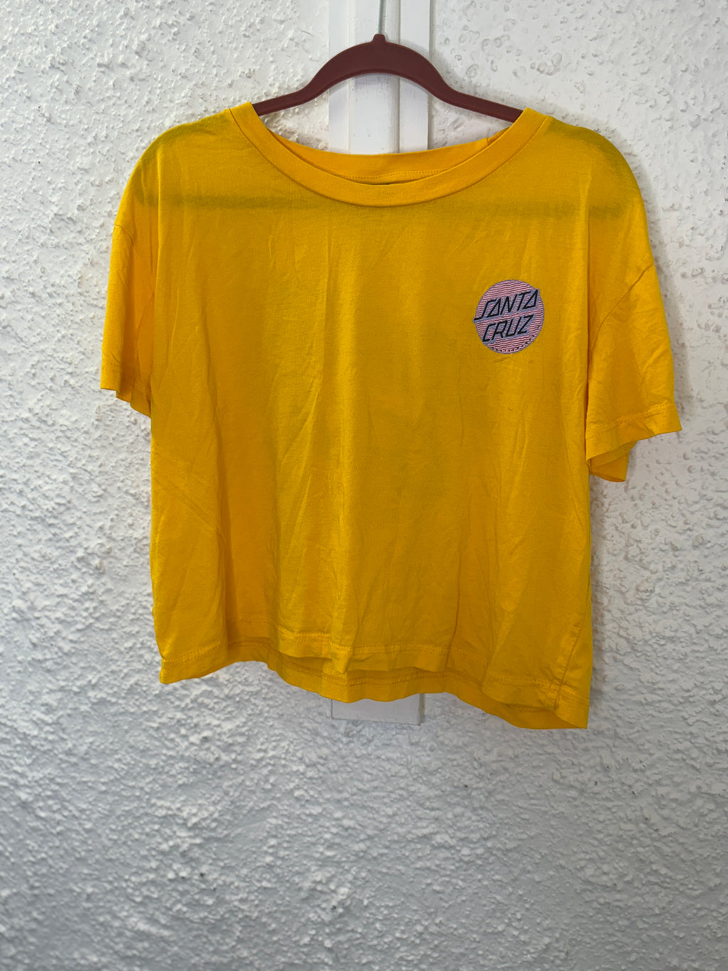 Santa Cruz bright yellow cotton crop tee Sz 14😀27/11