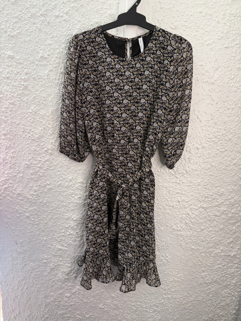 Leila + Luca Black Floral Dress Sz 10😀21/4