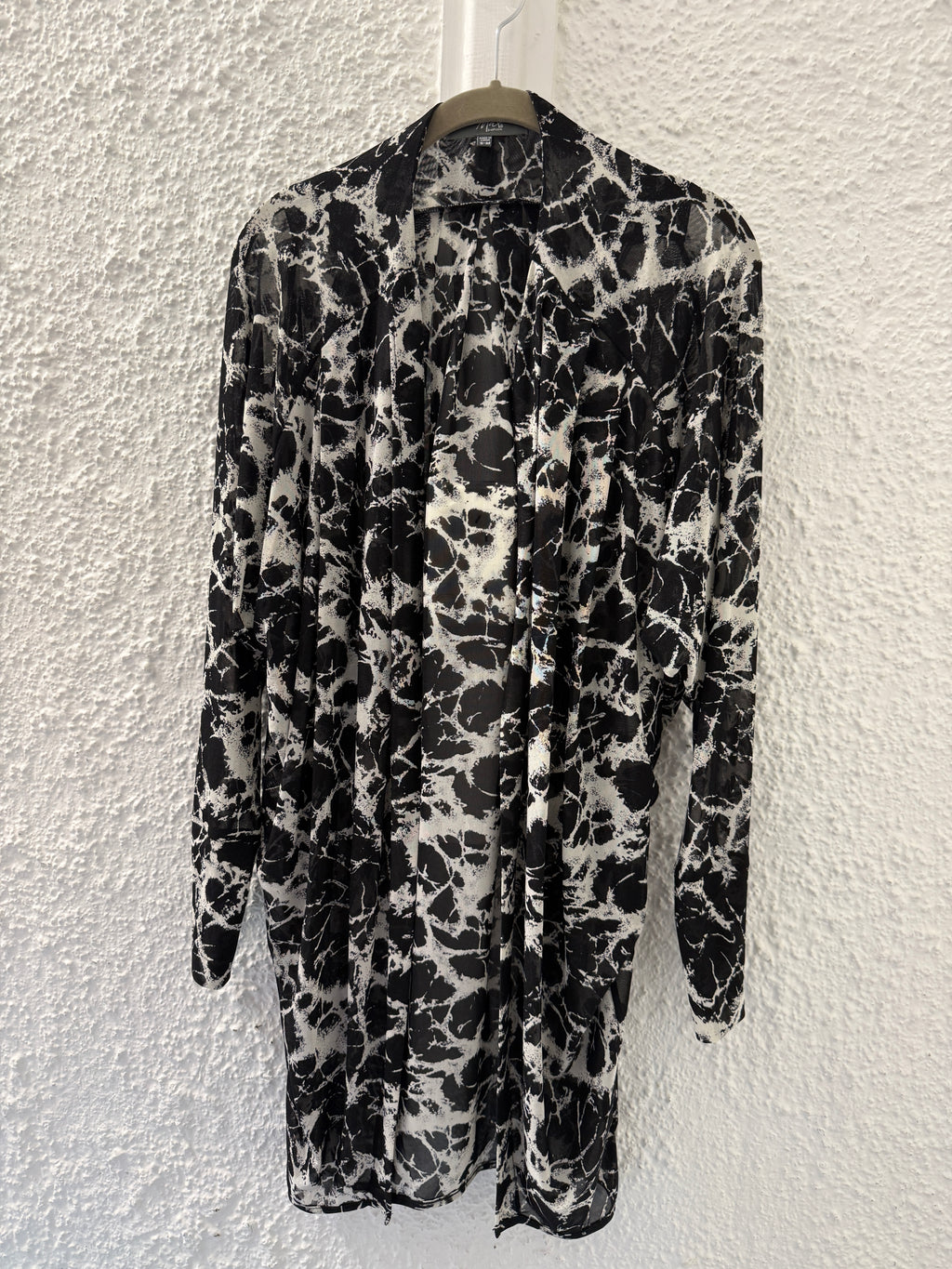 Max Black/White Rayon Cardi Sz S/M😀12/6