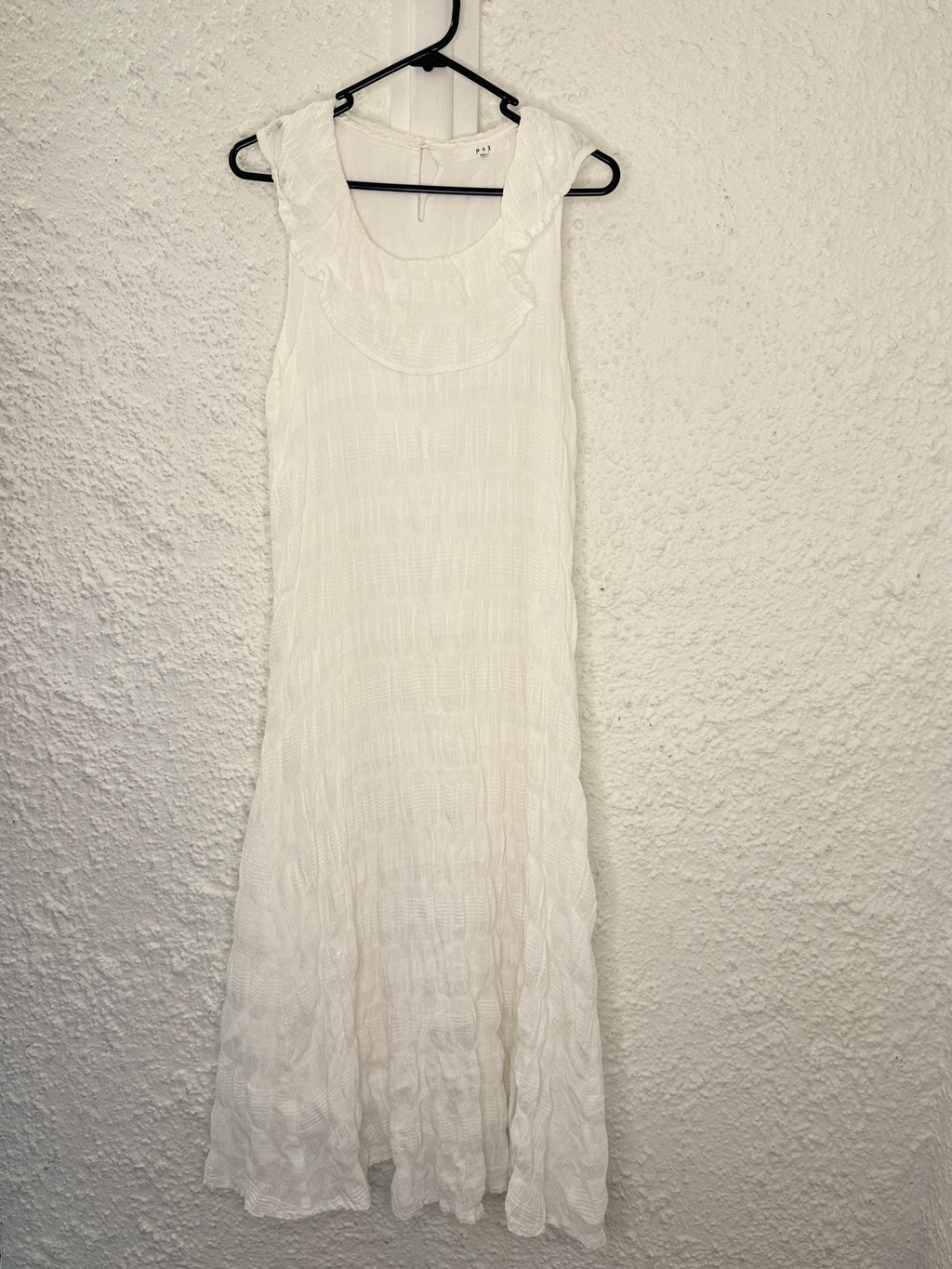Max White Textured Dress Sz 12😀25/9