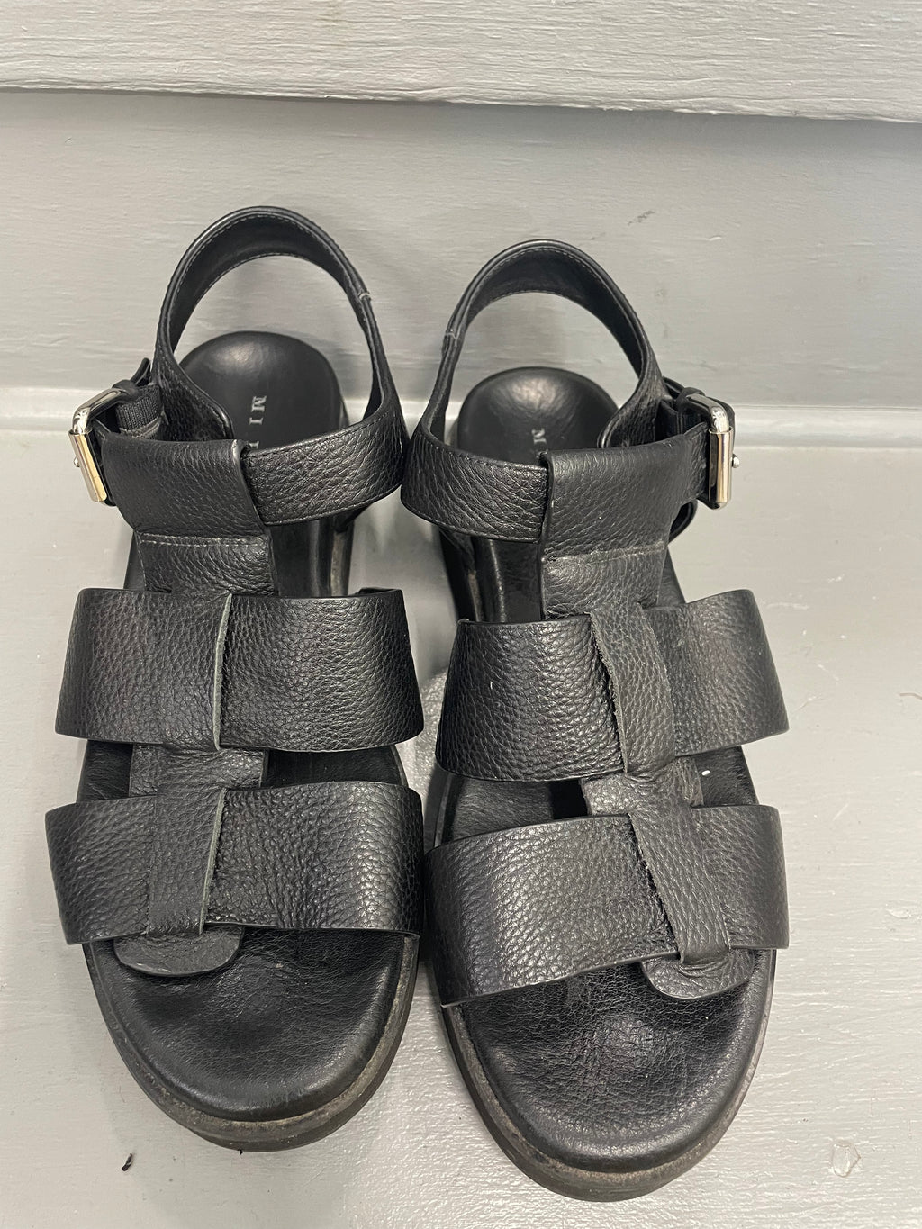 Mi Piaci Black Leather Sandal Sz38