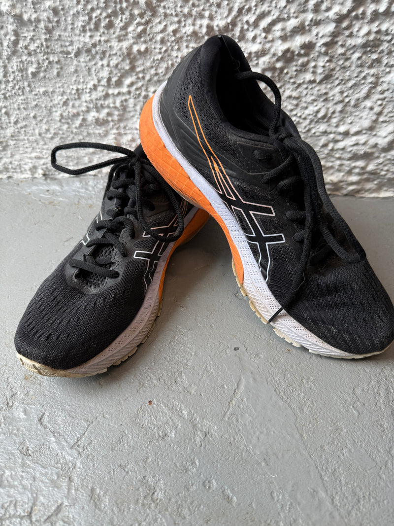 Asics Black /Orange Flyte Foam Running Sneakers  Sz 39.5 (8) 😀19/5